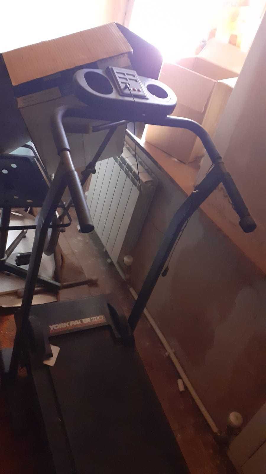 Дорожка для ходьбы york pacer 2120