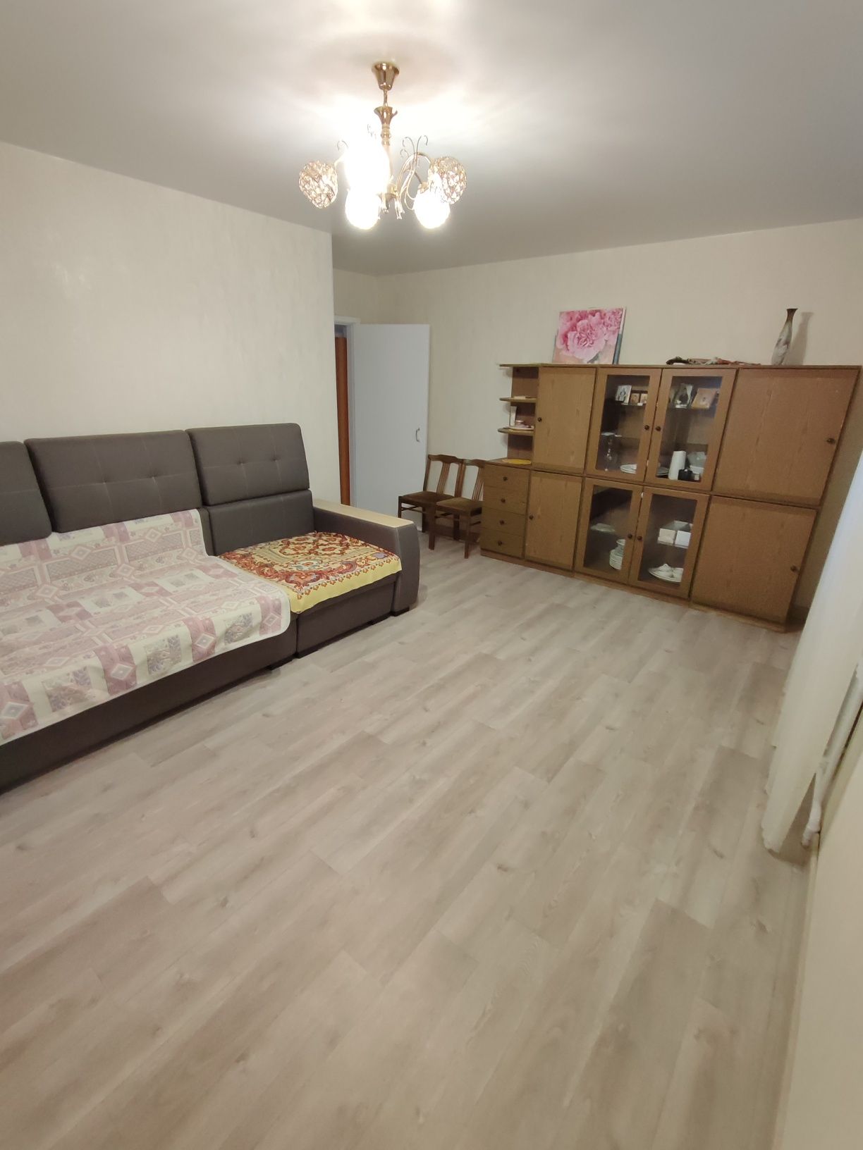 Срочно!!! Продается 3-комн (4-89, 3 эт)