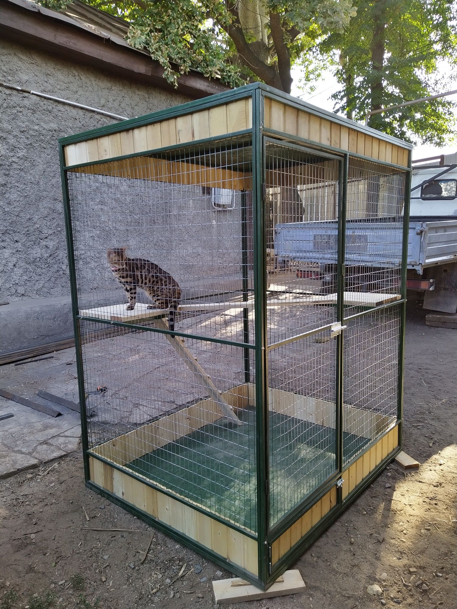 Кошатник клетки для животных