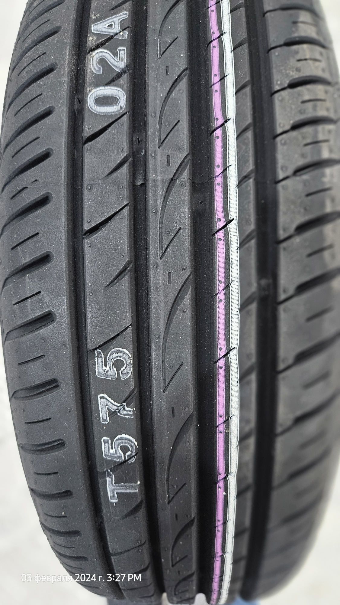 Колесо (1 штука) в сборе диск с шиной NEXEN 185/65 новая R15