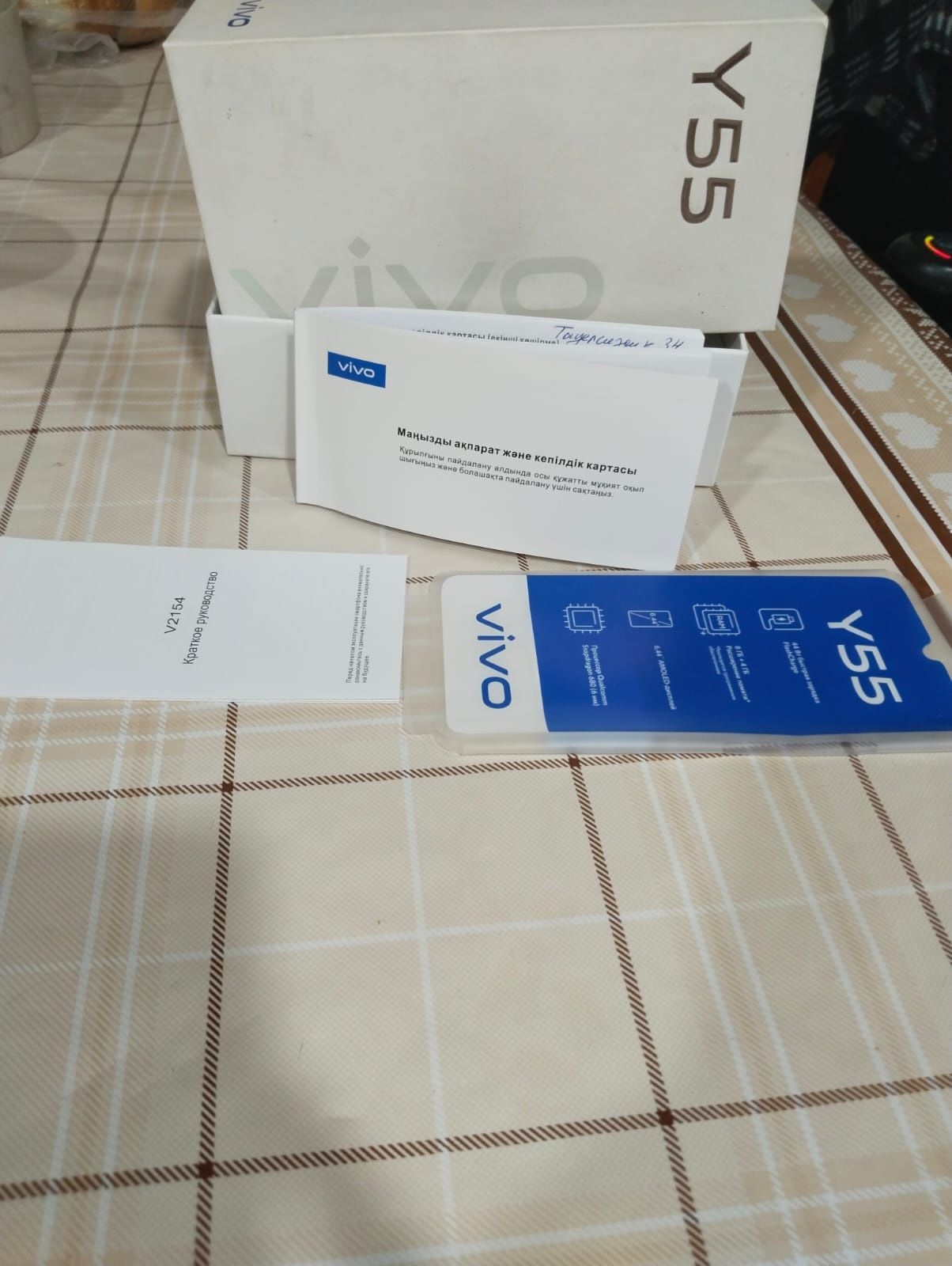 Продам смартфон vivo Y55