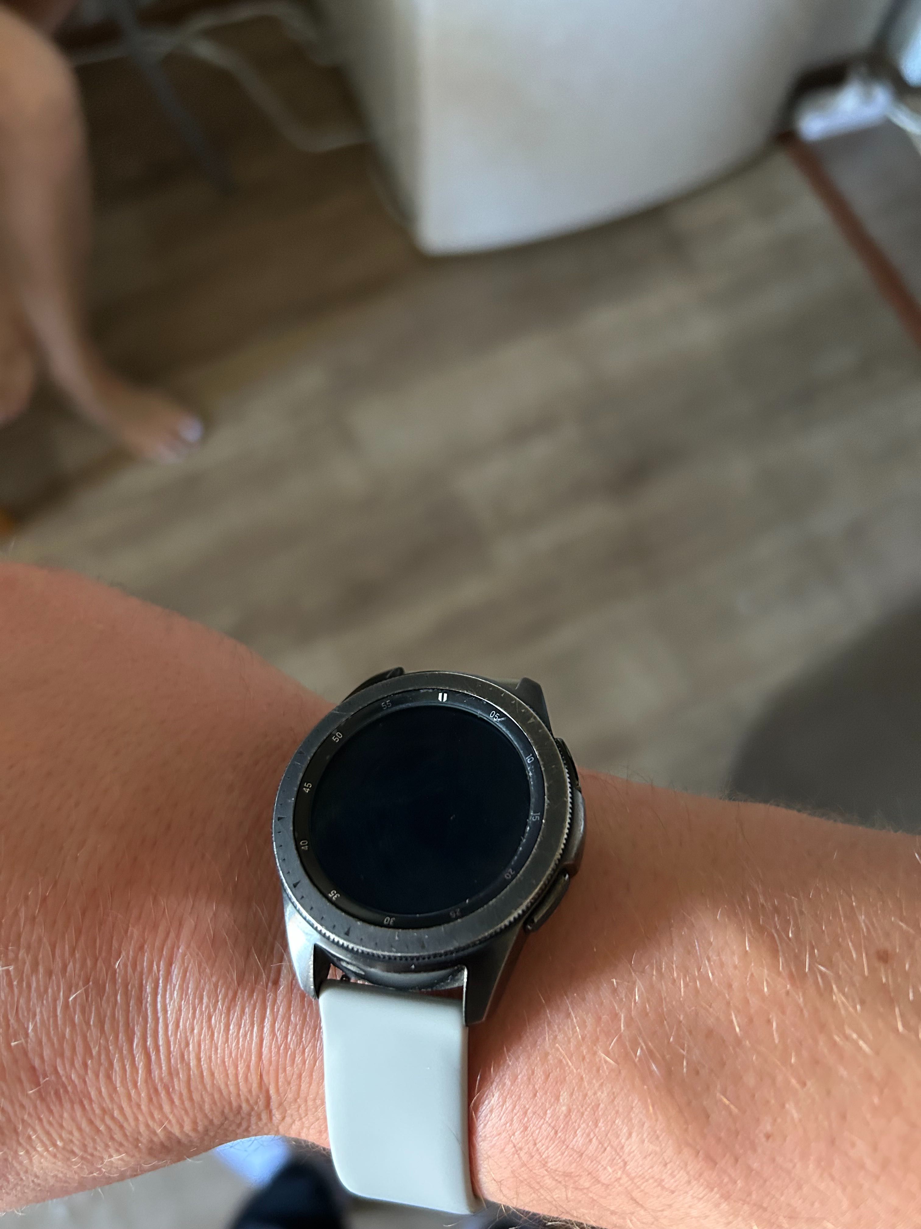Продам часы galaxy watch