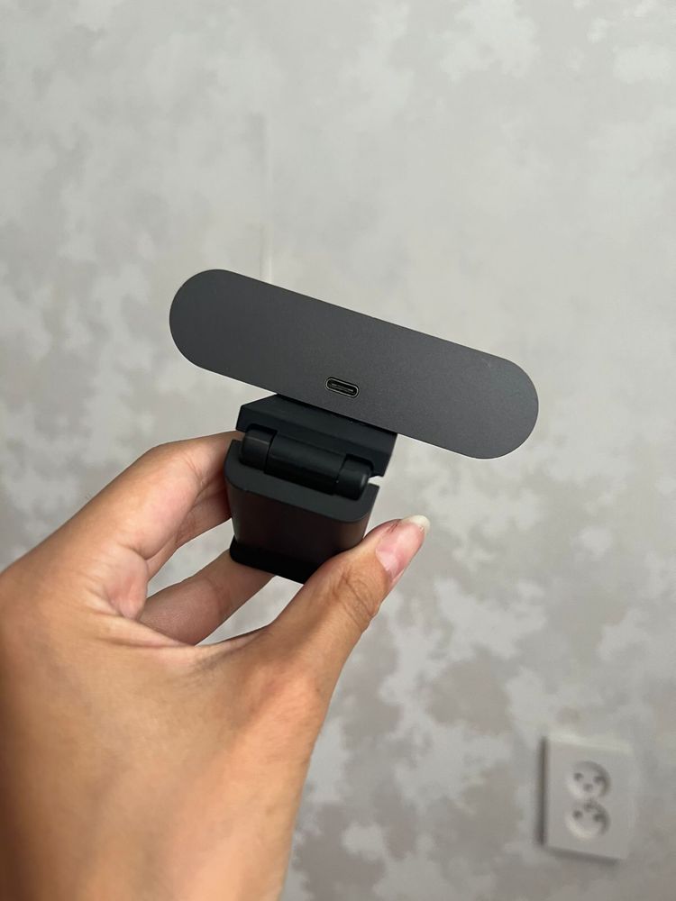 Веб камера Logitech Brio