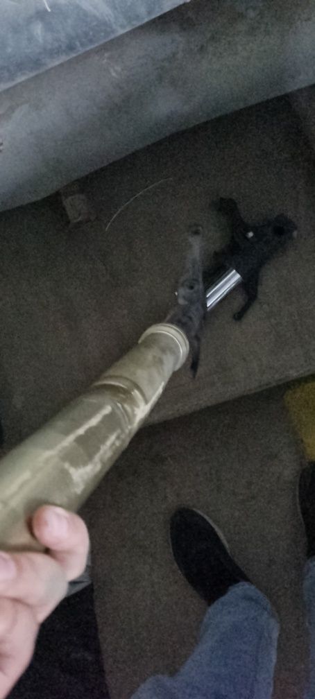 Перья вилки на Yamaha r1 год 04-6
