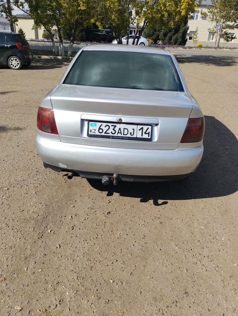 Продам Ауди А4, в хорошем состоянии