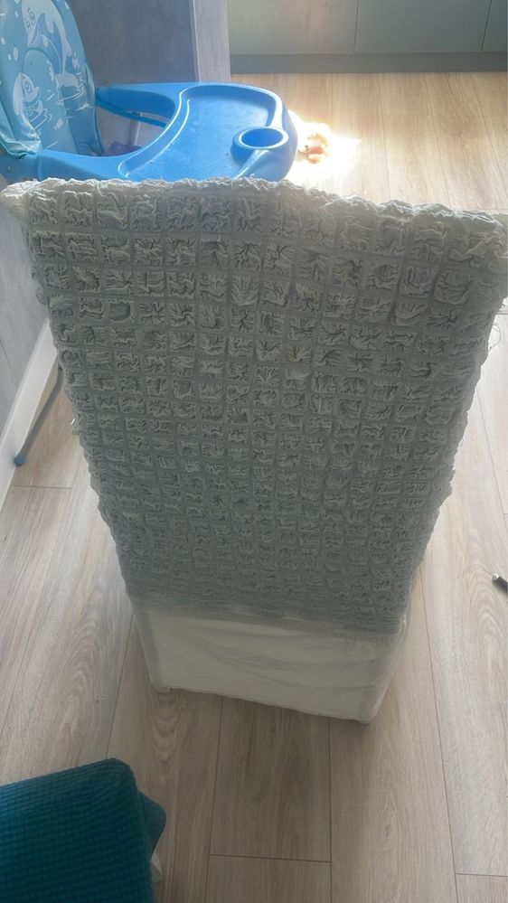 Чехол каждая 400тг белый цвет