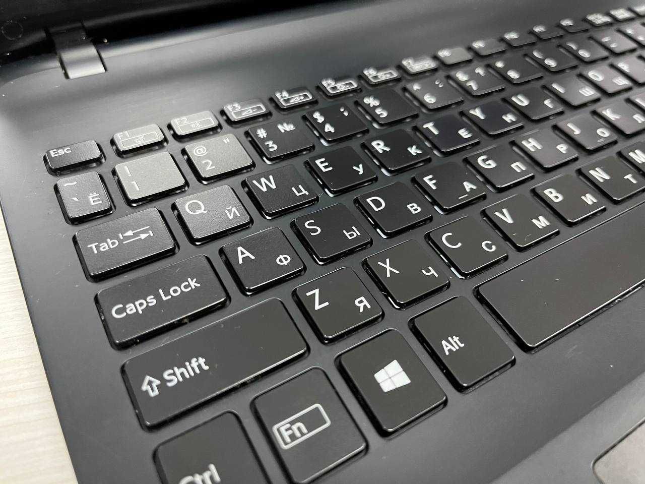 для учебы SONY VAIO Core i5*ОЗУ 6*SSD 128*HDD 750*Для офиса