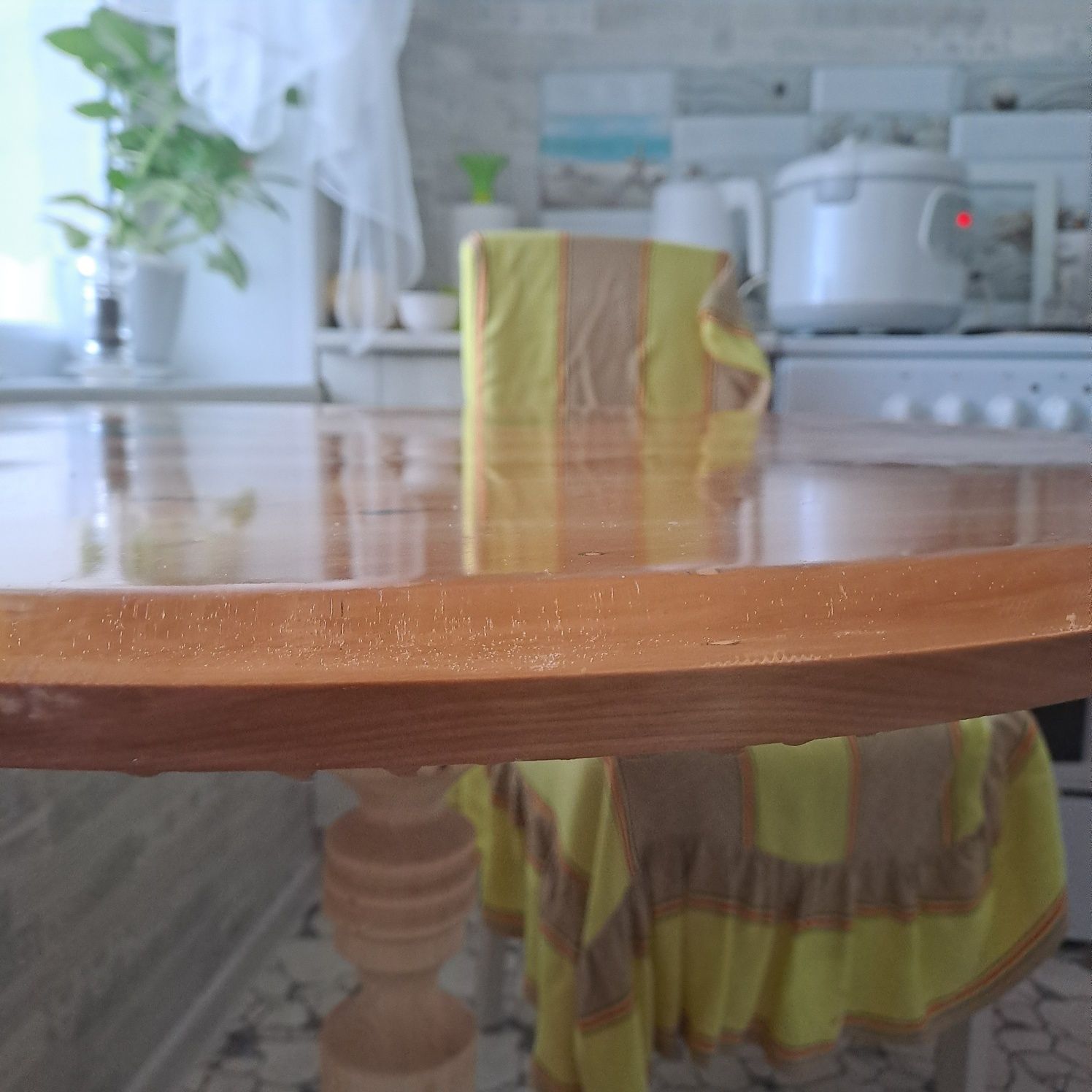 Продам стол из эпоксидной смолы