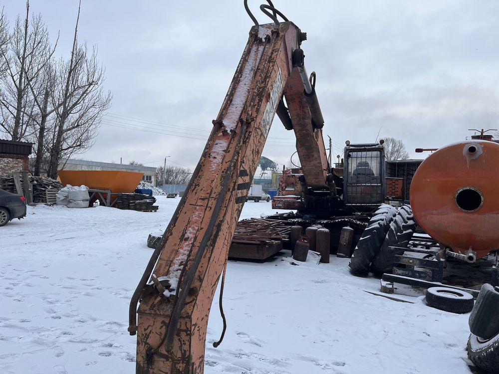 Продам перегружатель лома ковровец