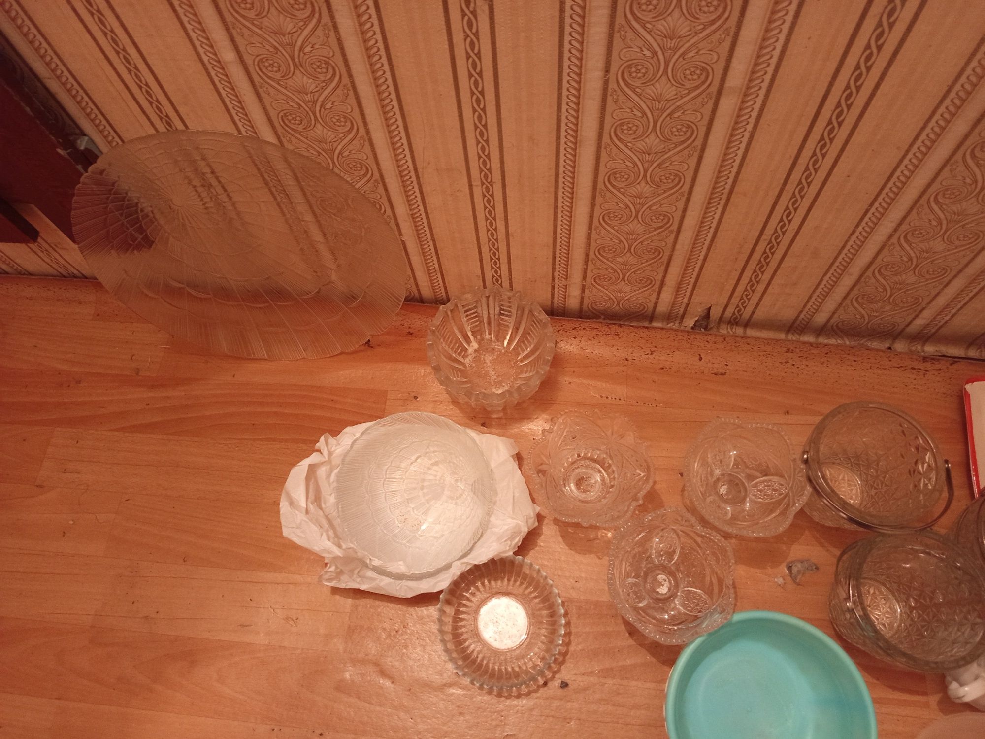 Продам   посуду разную, дёшево