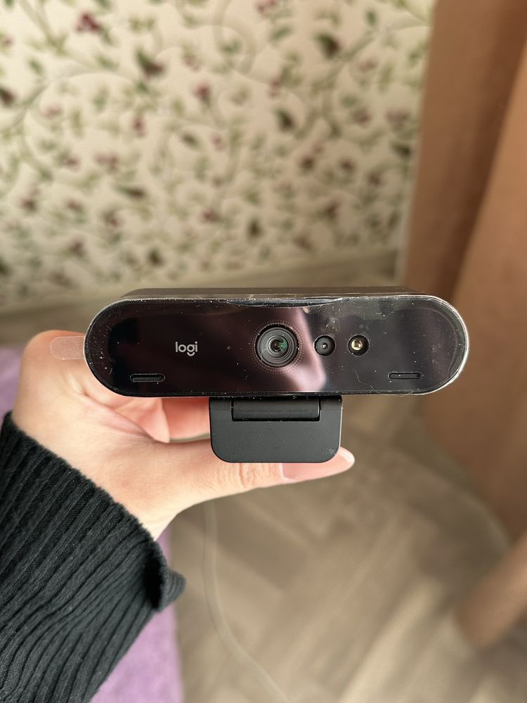 LOGITECH BRIO веб-камера
