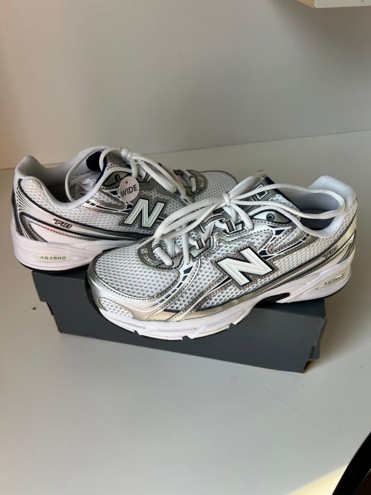 Кроссовки New Balance (NB) 740