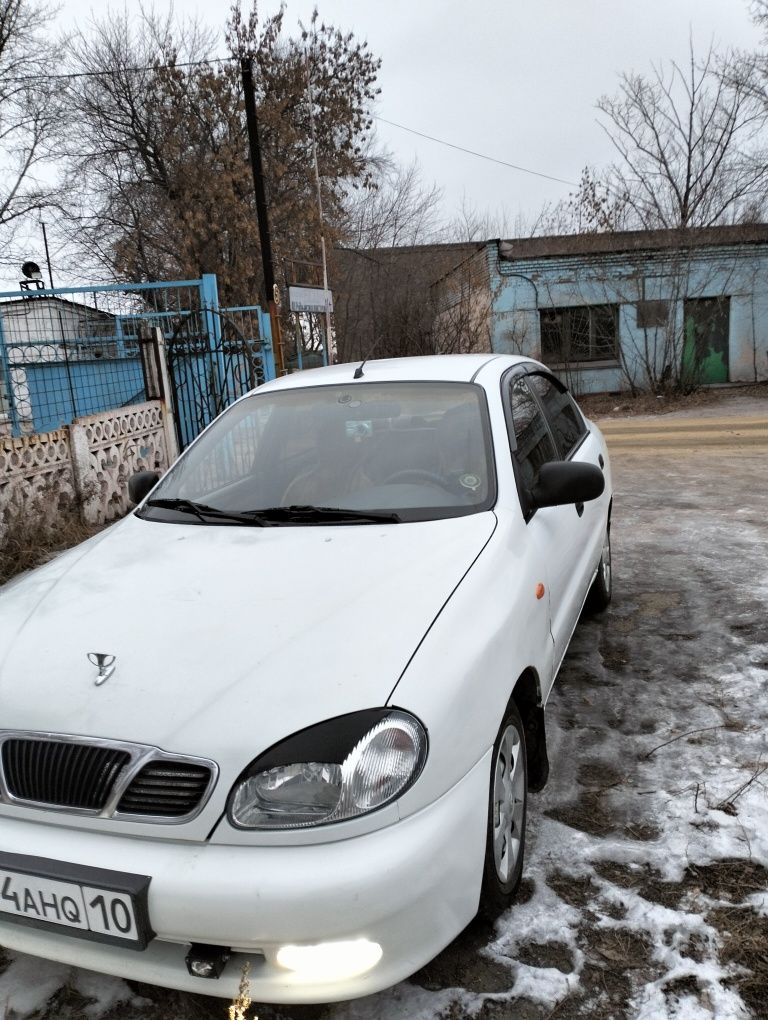 Продам ЗАЗ шанс 12 года объем 1.5.на полном ходу.