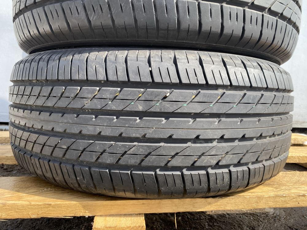 235/50/18 комплект бу TOYO