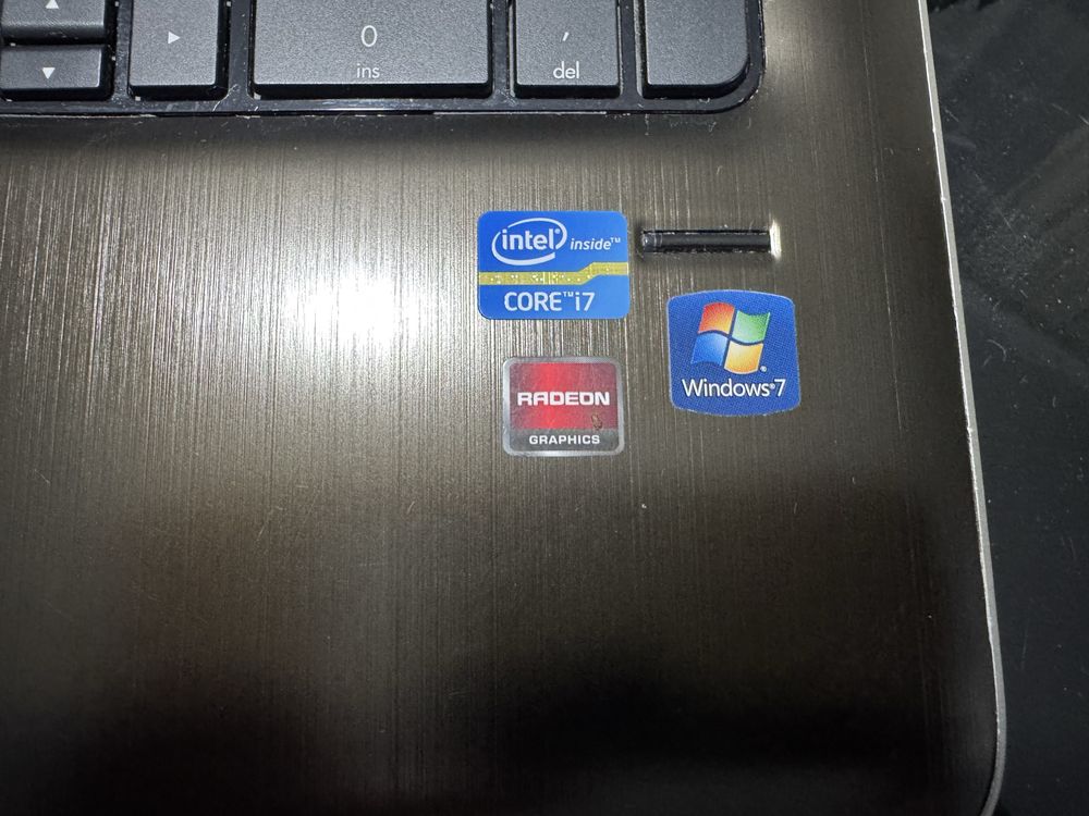 Ноутбук HP Pavilion dv7
