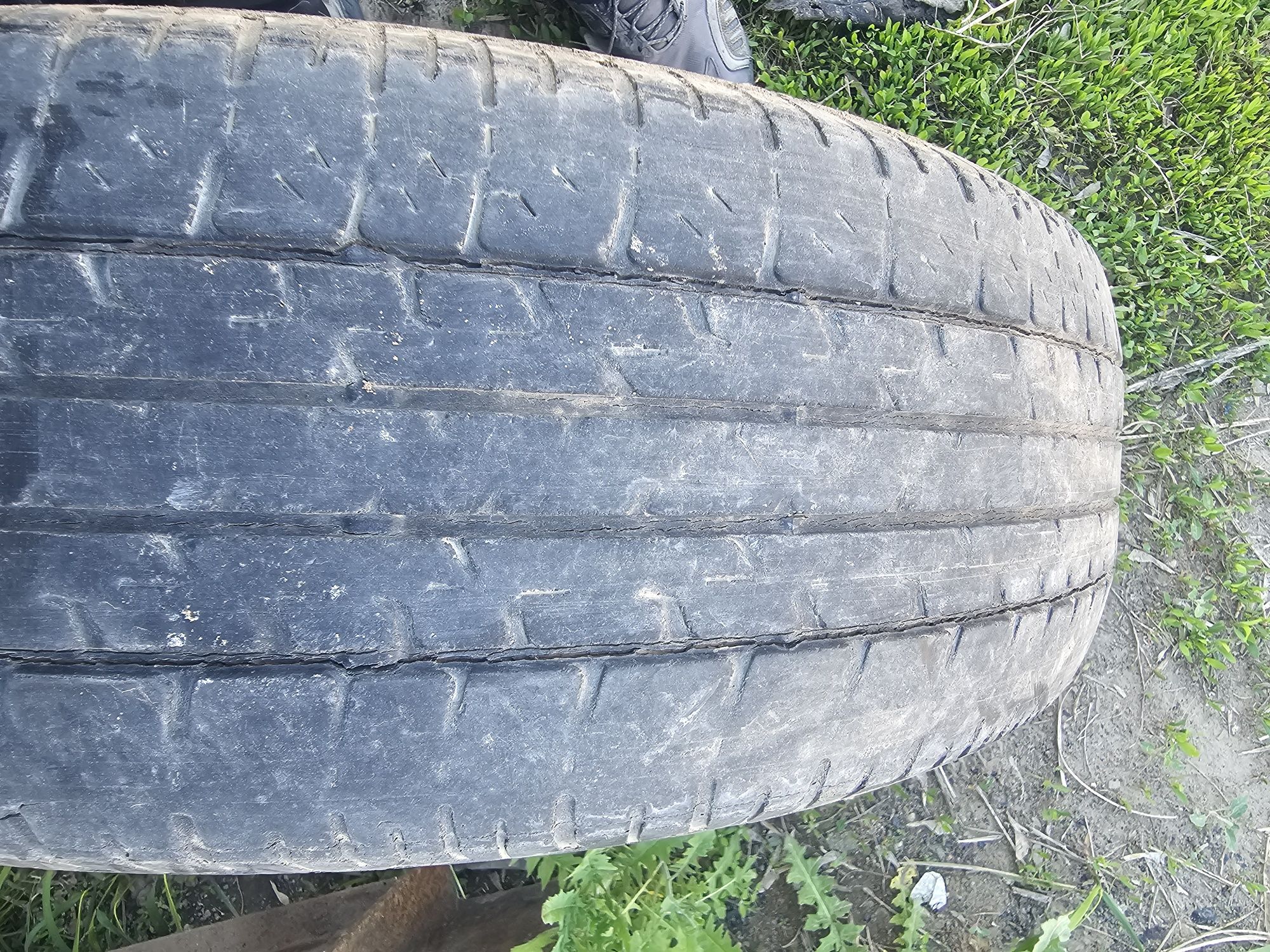 Продам комплект летних шин brigestone 205/65 r16