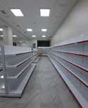 Металлические стеллажи полки витрины настенные стилажи  конфетница