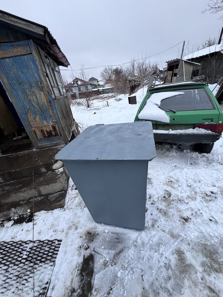 Продам новый контейнер для мусора