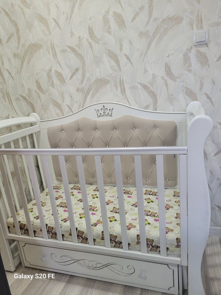 Продам  детский  кровать  новый  и чистый