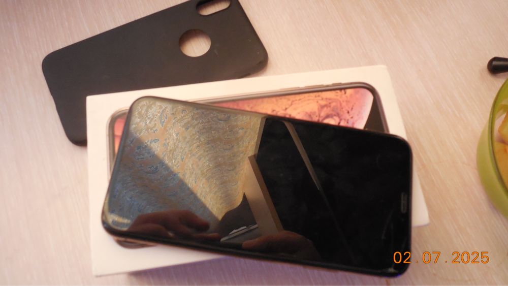 Iphone Xs 64 Гб | apple watch 1