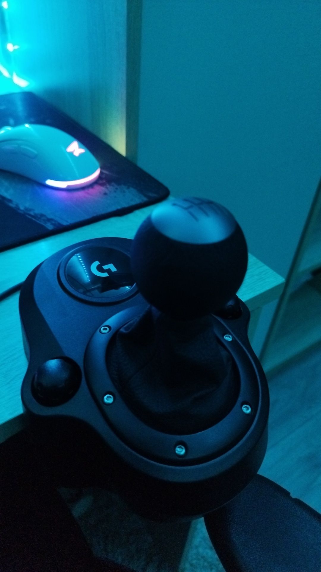 Logitech g29 + shifter