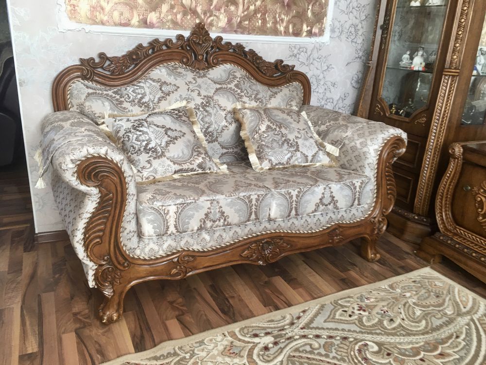 Перетяжка диванов в Караганде — надёжно, выгодно, с гарантией