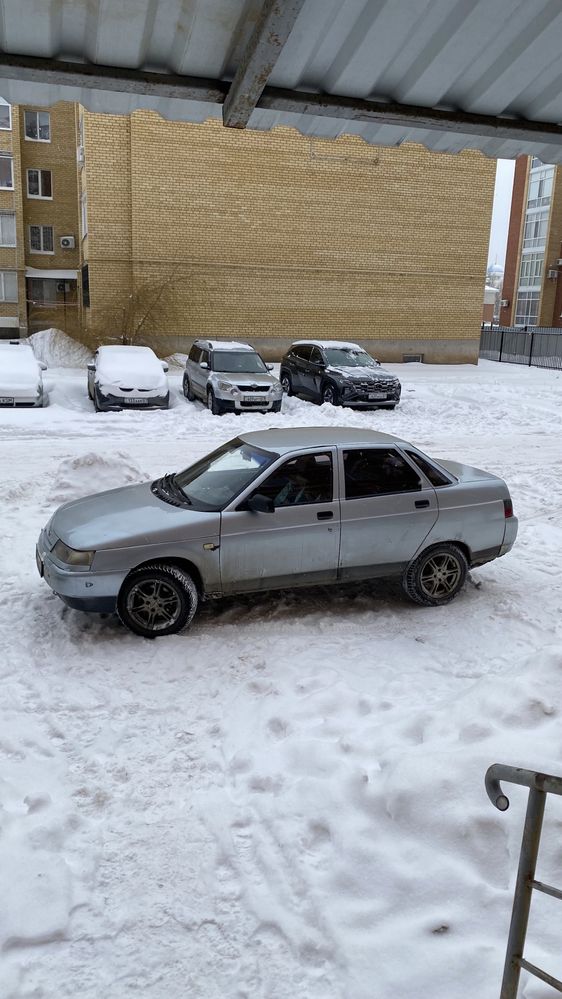 Продам ваз 2110.