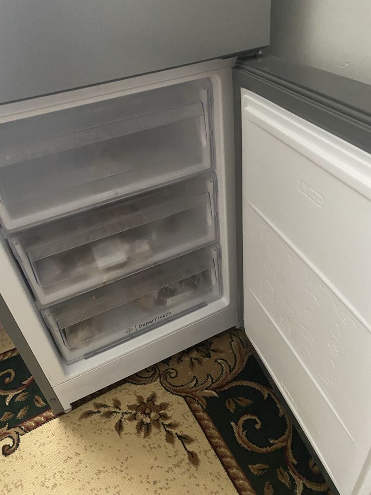 холодильник indesit ITR4180S