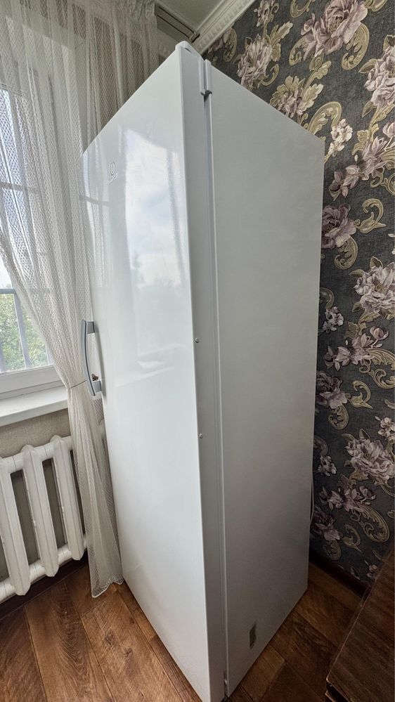 Морозильник Indesit DSZ 5175