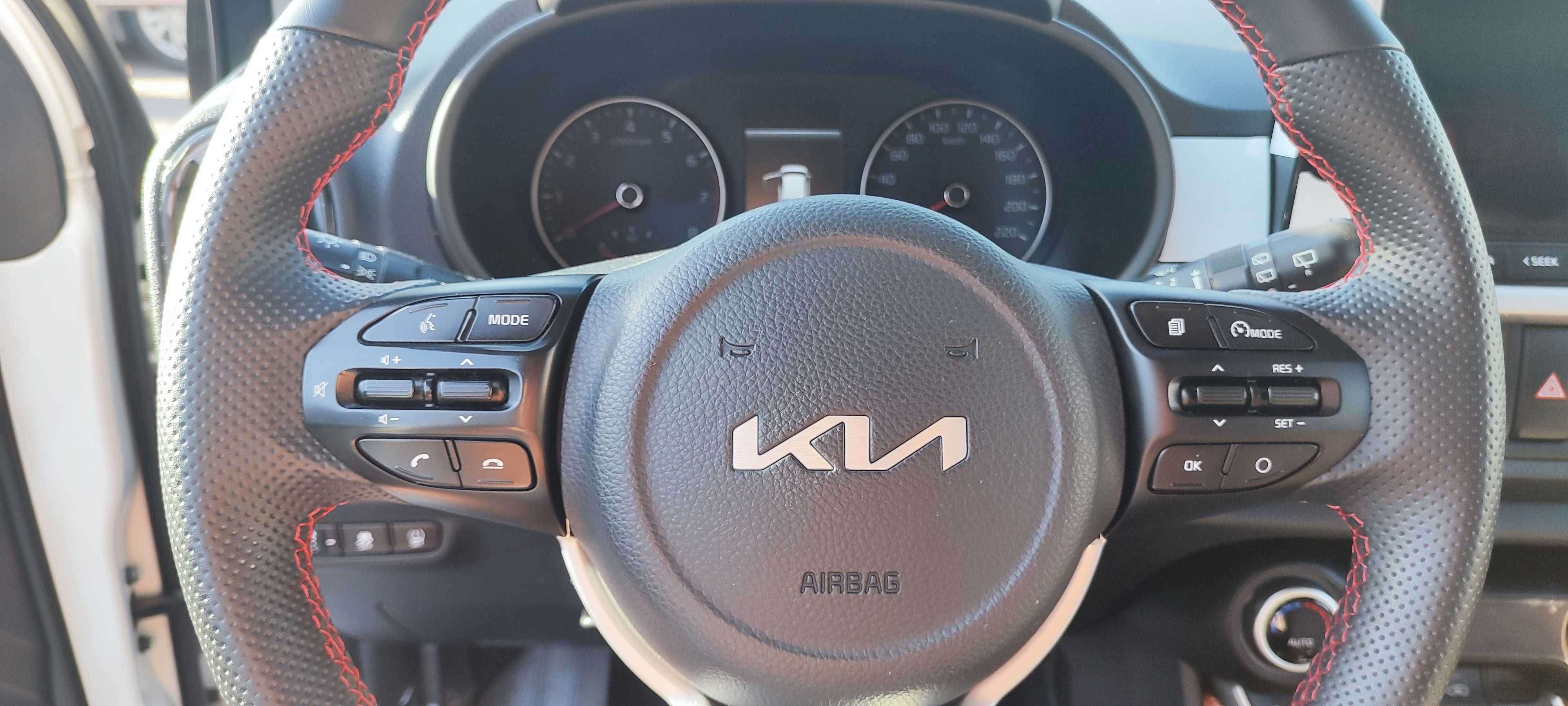 Продам авто Kia Picanto GT-Line