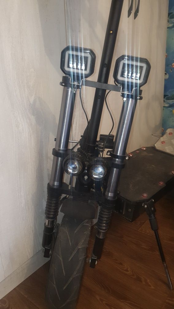 Фонари Arctic 12-80v Свет
