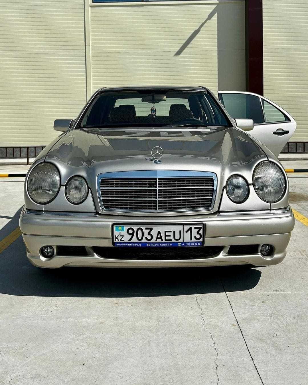 Пороги Бампер Спойлер Мерседес 210 AMG 5.5 Рестайлинг\До рестайлинг
