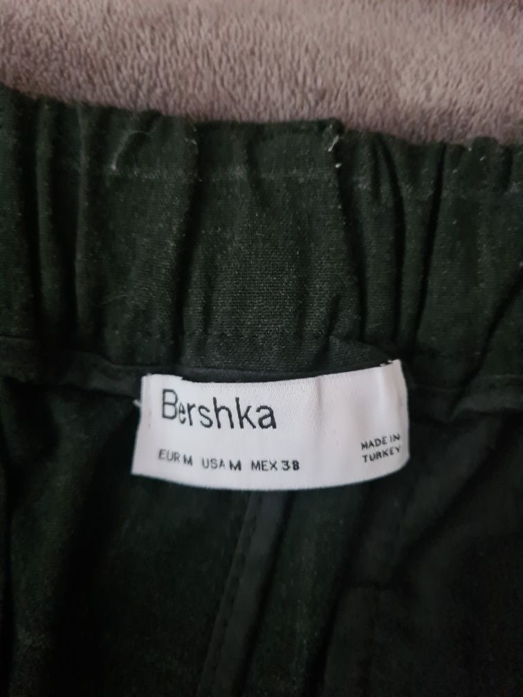 Продаю брюки джоггеры