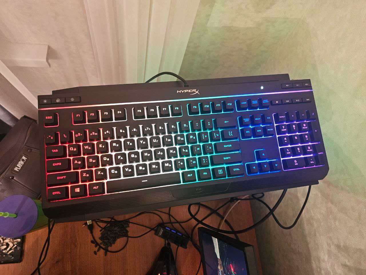 Клавиатура проводная HyperX Alloy Core RGB