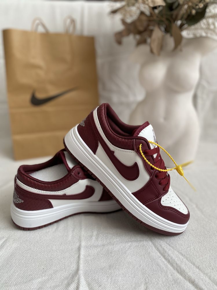 Кроссовки Nike Jordan