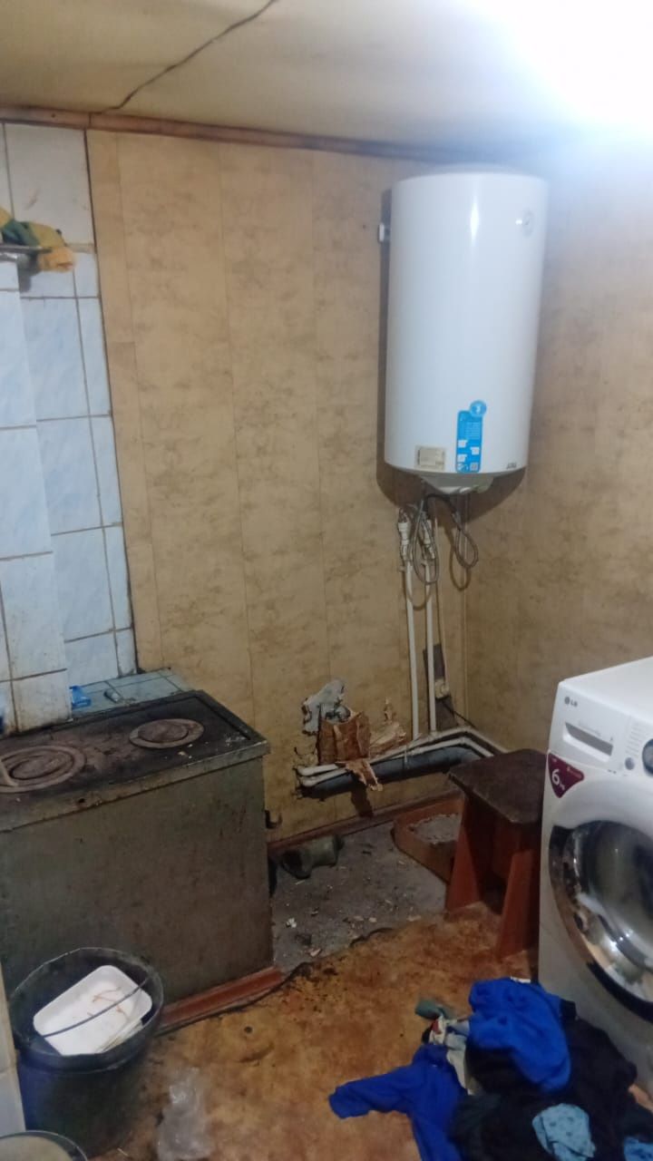 Продам дом шпальный можно на разбор