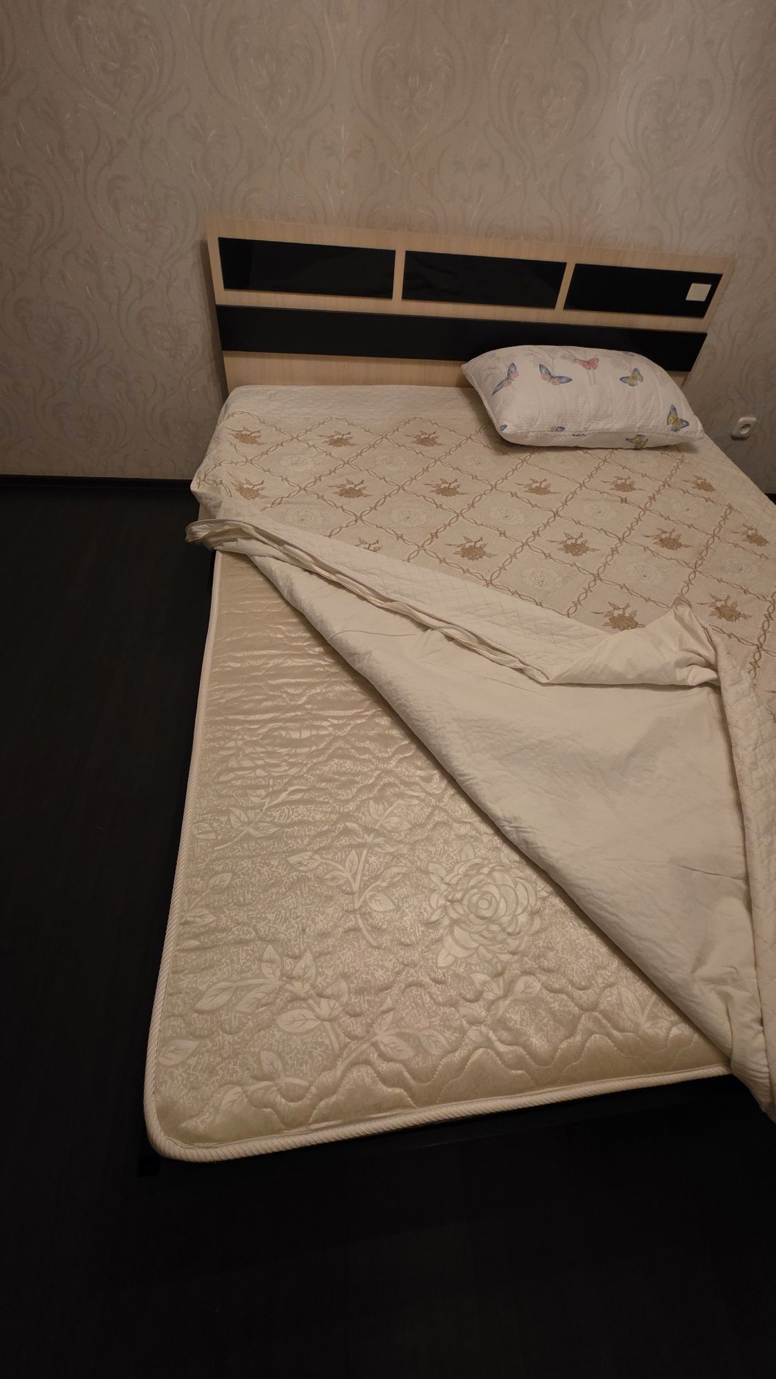 Сдам 2хкомн центр Зигзаг