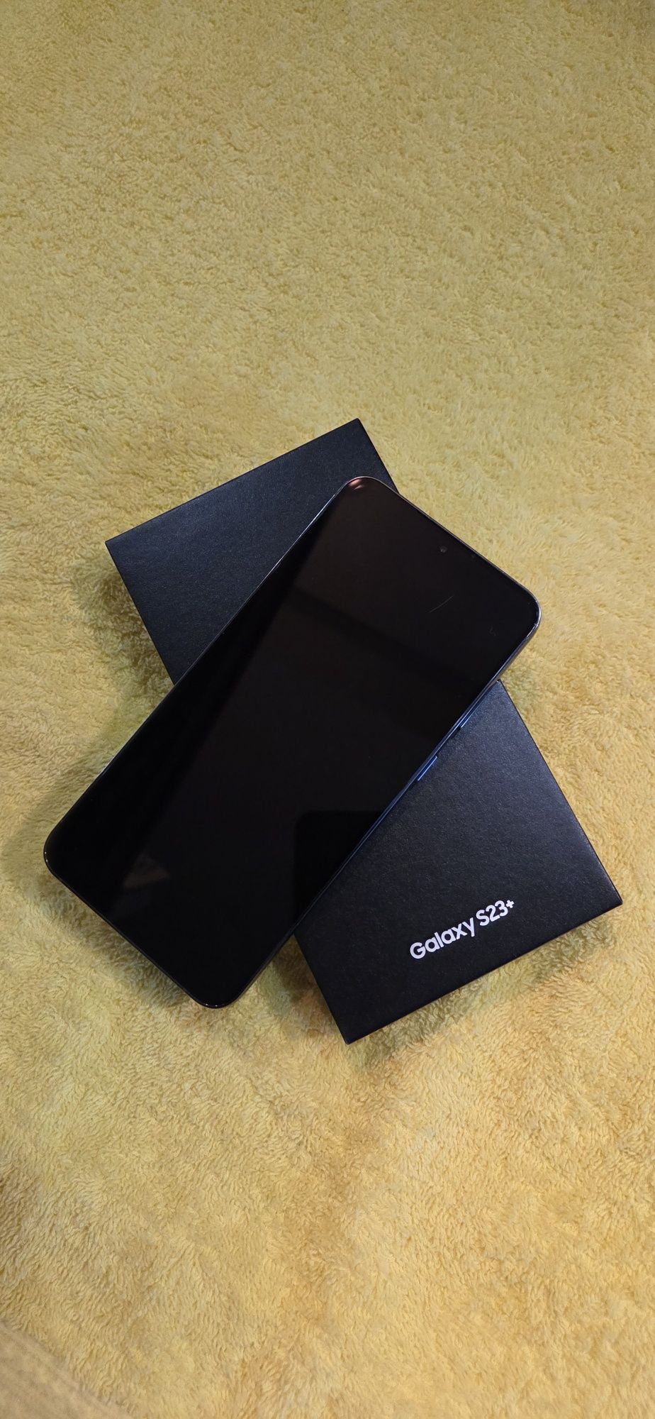 Galaxy s 23 plus 512gb.