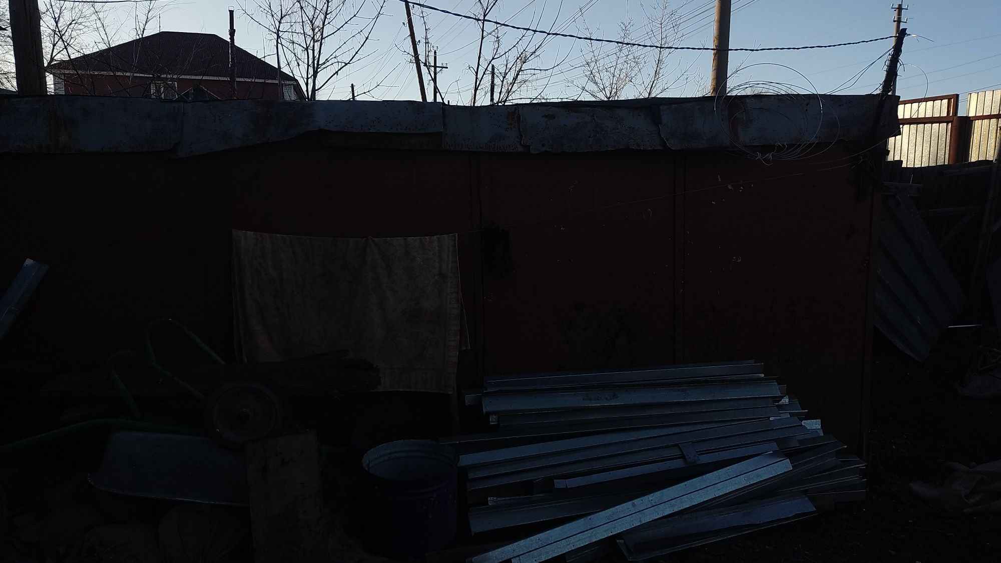 Продам или обменяю гараж металический