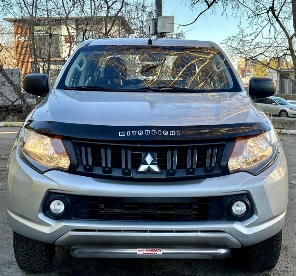 Защита бампера на Mitsubishi Pajero Sport l200 Montero
