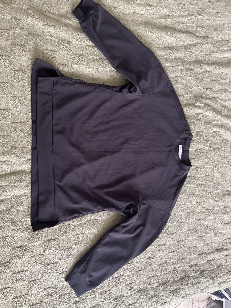 Свитшот оригинал Calvin Klein