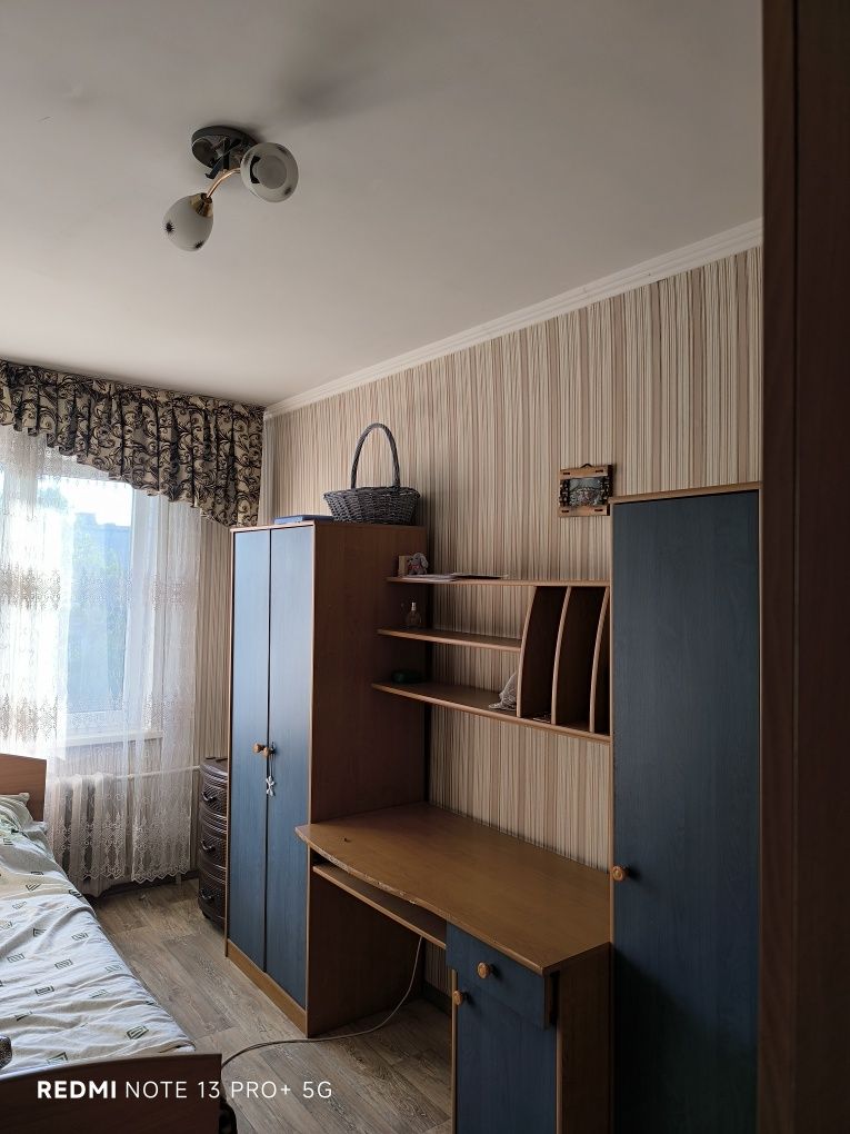 Срочно. Продается 2х комнатная квартира р.н б.Гагарина.