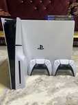 Playstation 5 slim, 2 джойстика