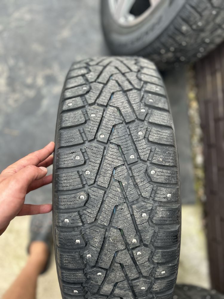 Диски R17 5x114.3 + зимняя резина Pirelli Ice Zero