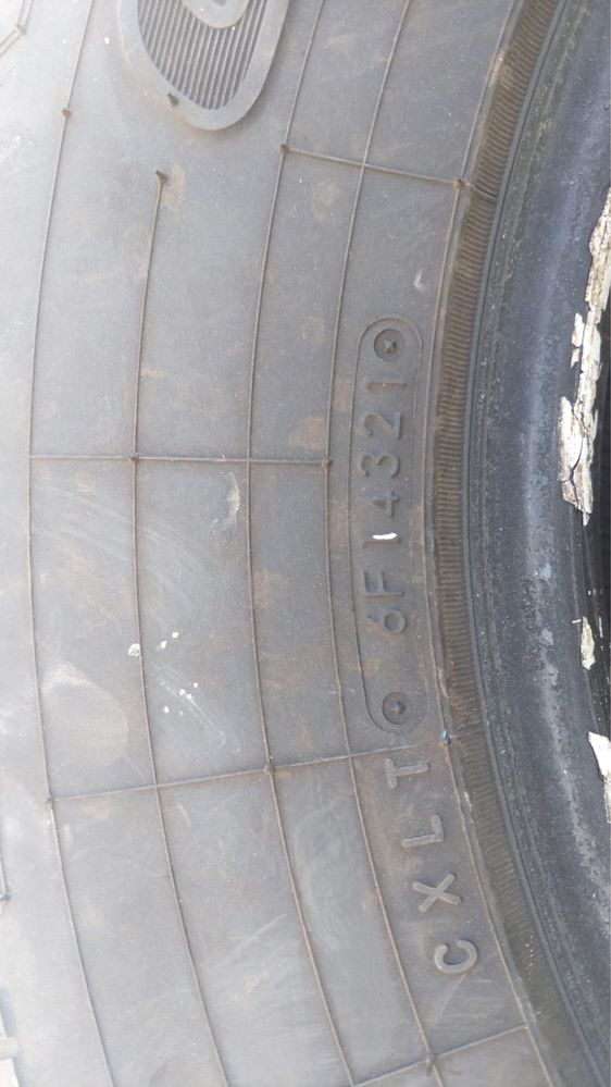 Продам автошины для джипа