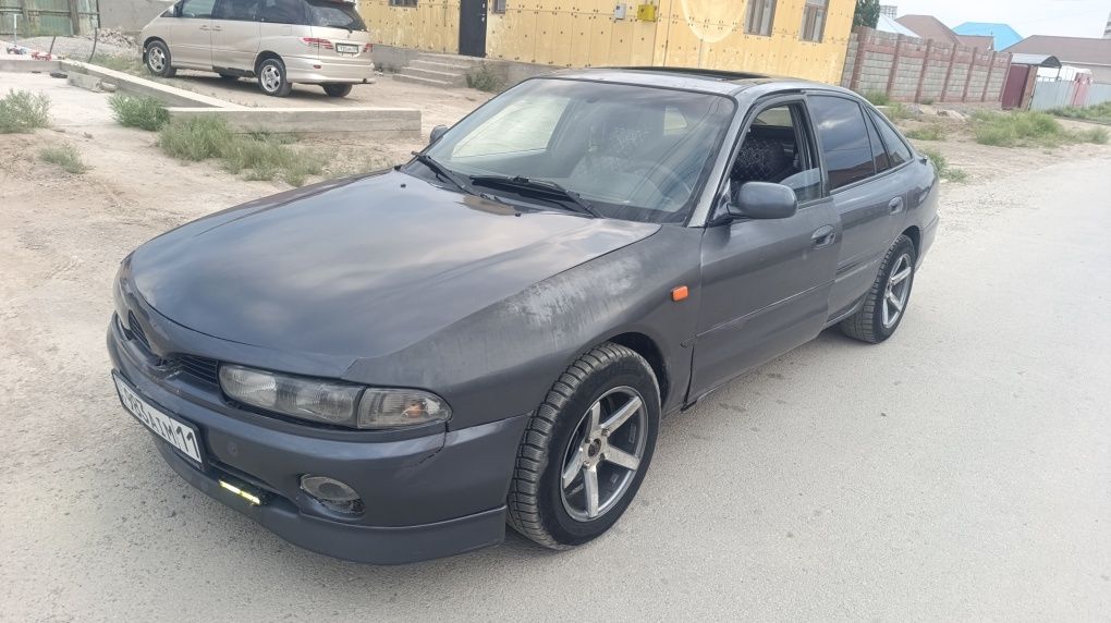 Mitsubishi Galant 1993 дутый сатылады
