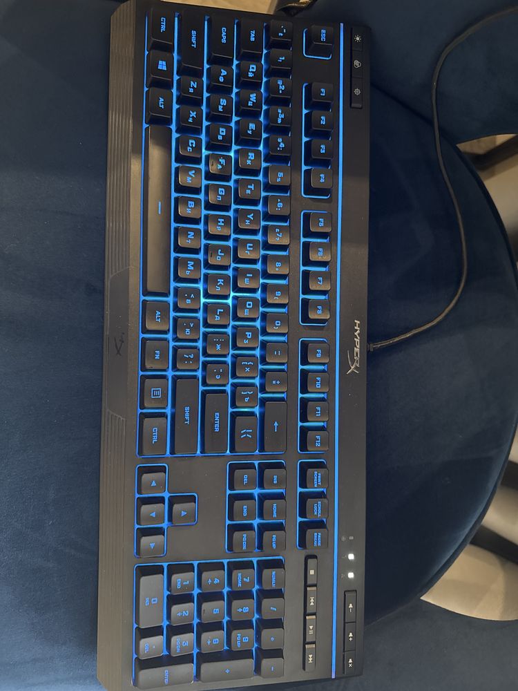 Клавиатура HyperX