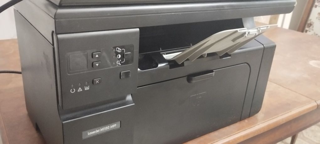 Продам Laser Jet 1132 MFP