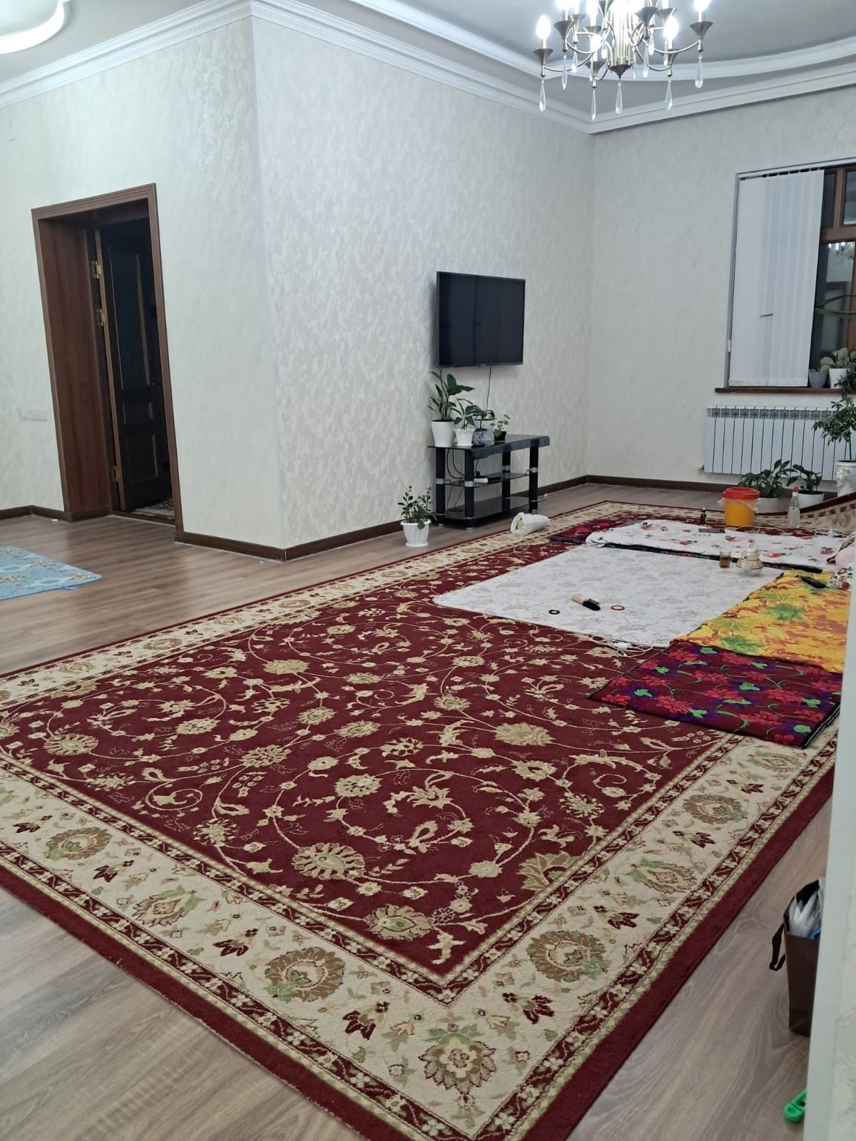 Кілем сатылады буу. Ұсталған. Түркістан