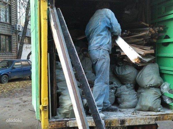 Уборка территории покос травы и вывоз мусора